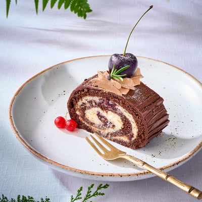 Chocolate Cherry Swirl Log Cake (Slice)