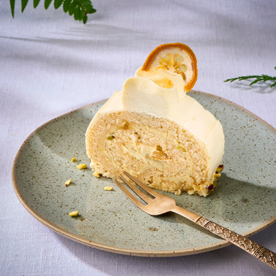 Yuzu Pistachio Log Cake (Slice)
