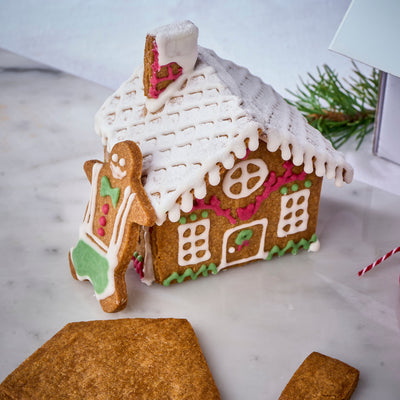 Gingerbread House DIY Kit