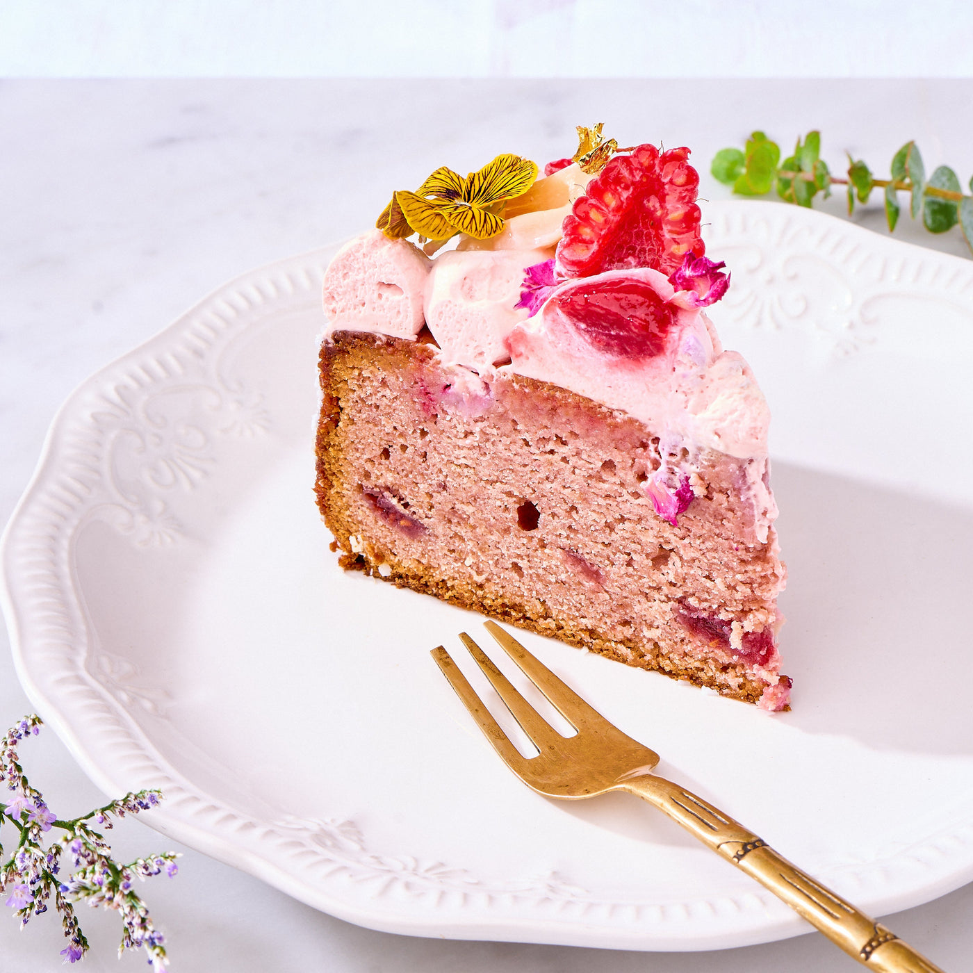 Fleur of Isphahan Cake