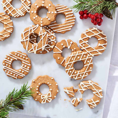 Gingerbread Wreath Cookies